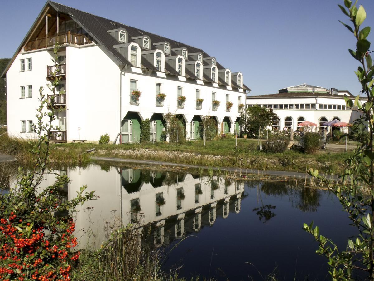 Hotel Zur Werra シュマルカルデン エクステリア 写真